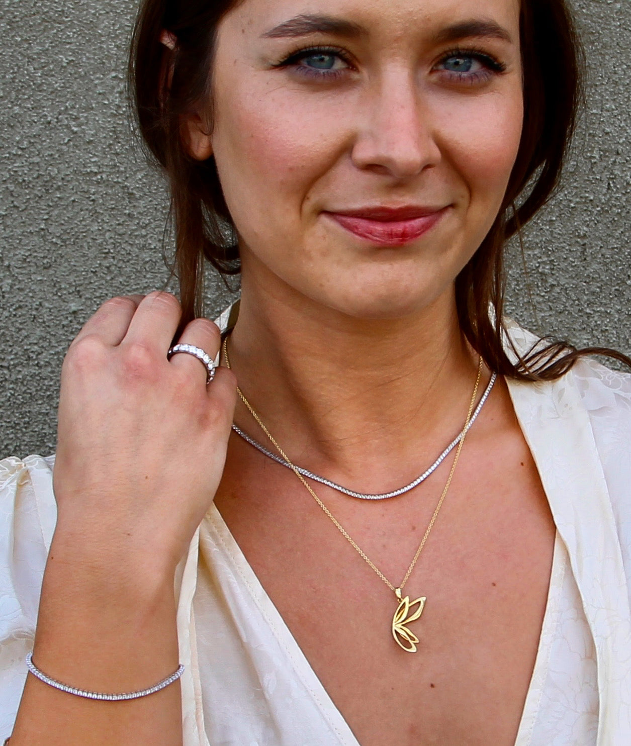 Air Collection 18K Mariposa Pendant