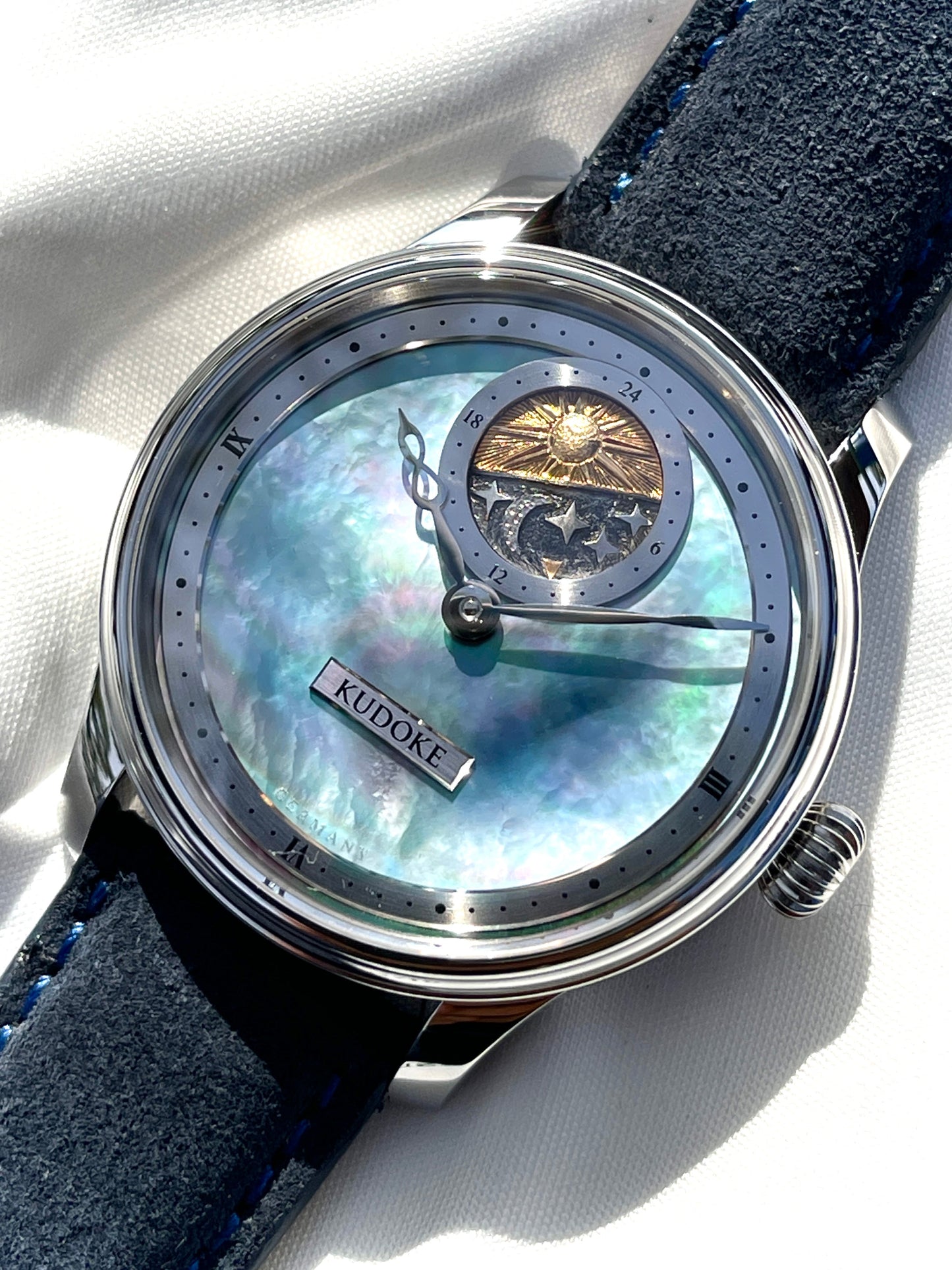 Stainless Steel "Kudoke 2" Tahitian MOP Dial