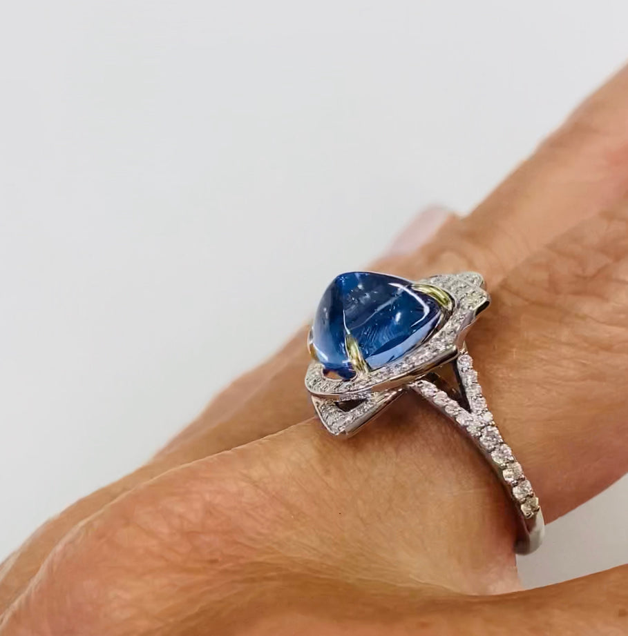 Rozel Bay Sugarloaf Cabachon Blue Sapphire and Diamond Ring in 18KW/Y