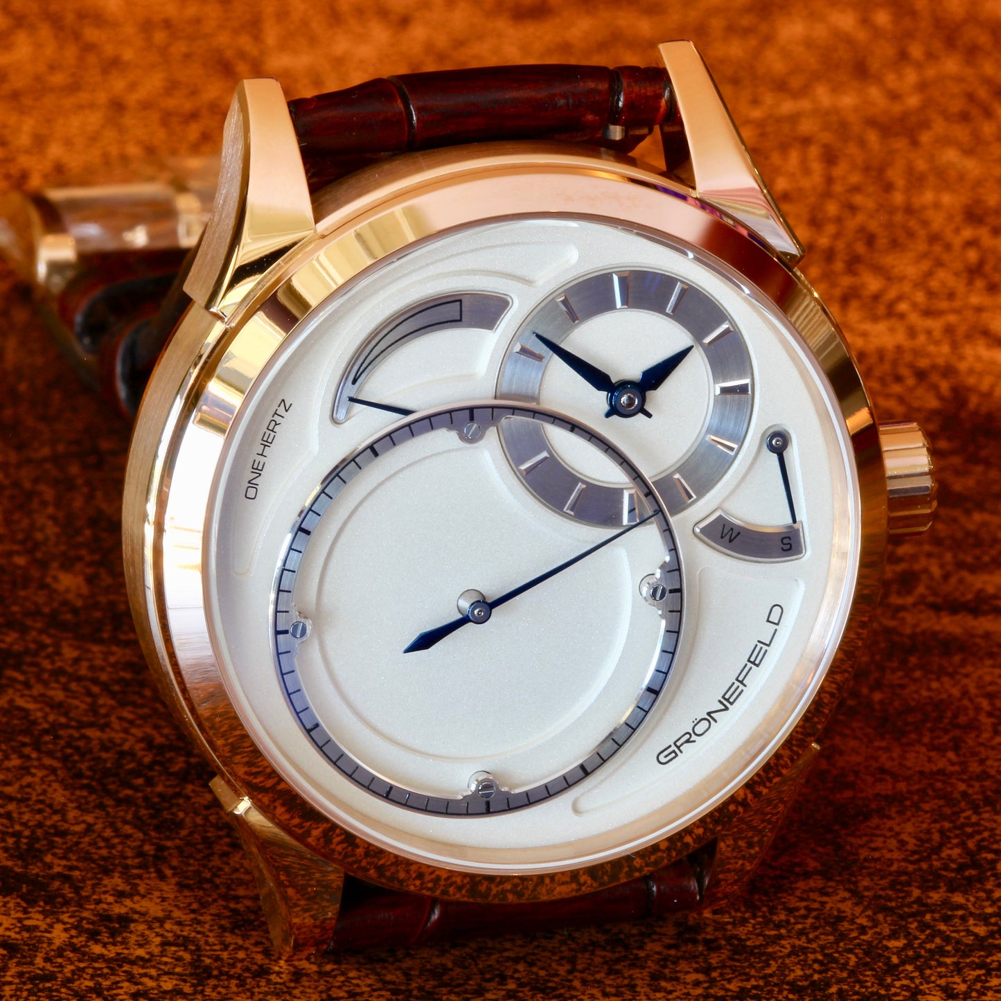 Grönefeld One Hertz 18K RG watch
