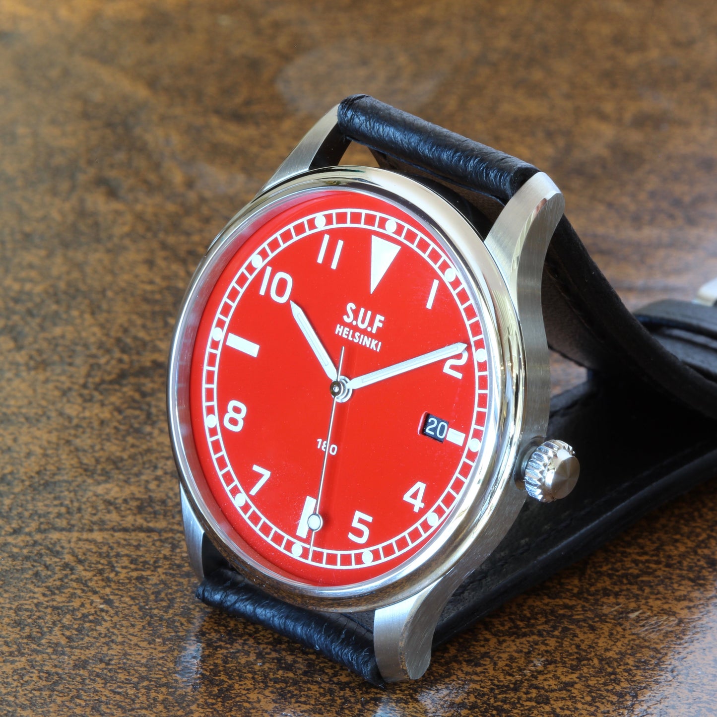 SUF Helsinki "180" C 38.7mm Red dial Ltd Edition Field watch on strap